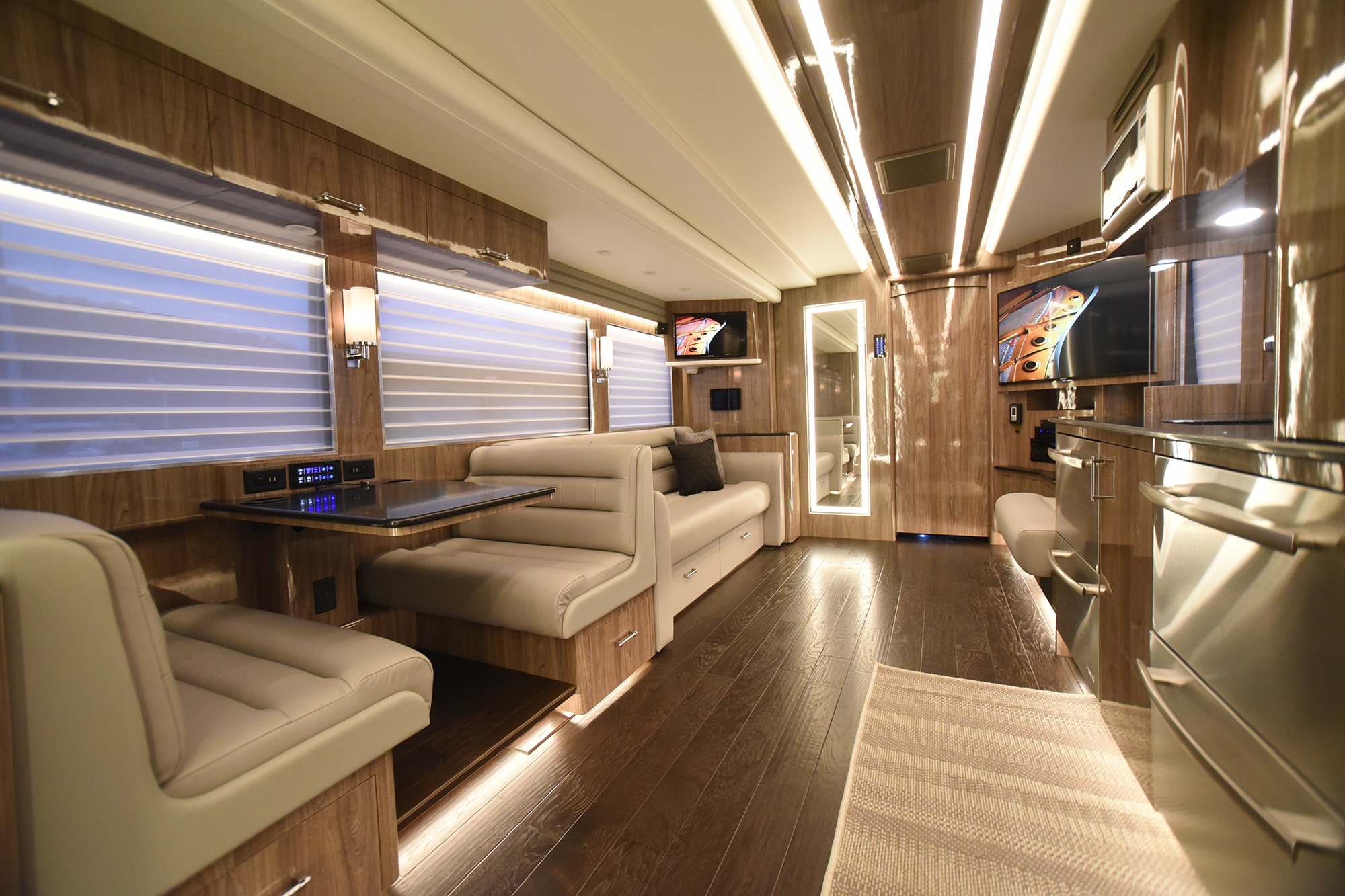 tour bus with beds